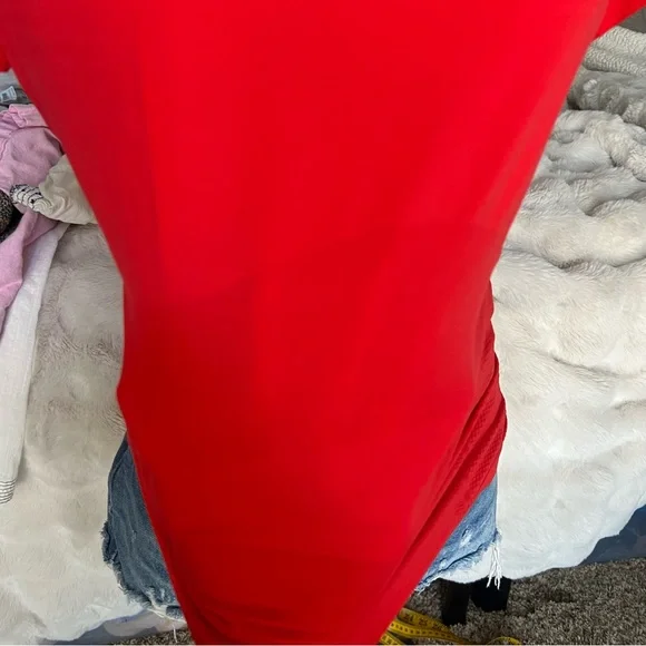 Athleta Momentum Seamless Tee in color Cardinal - Picture 6 of 7